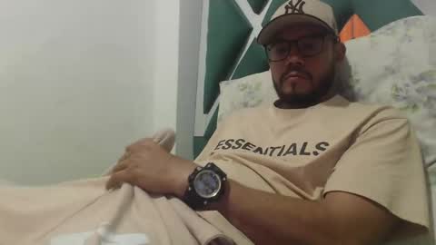 juanfe_style online show from 12/05/25, 03:48