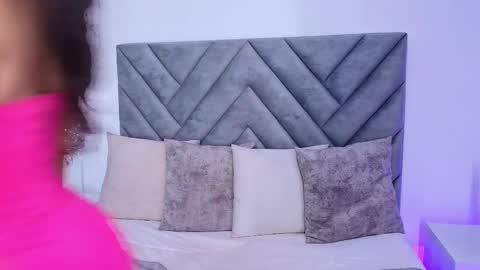 Snapshot of juanita_owens chatting on 03/12/25, 06:55 juanita_owens online show from 03/12/25, 06:55