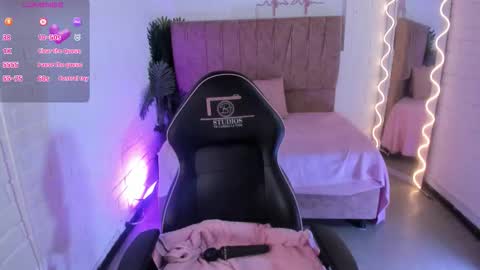 JUANITA online show from 11/23/25, 11:43