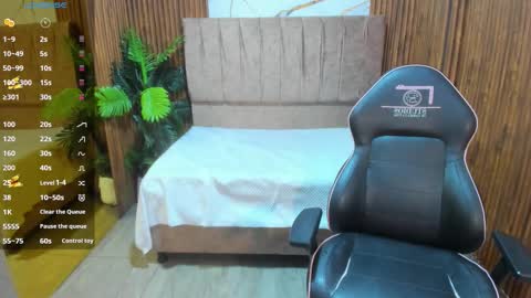 JUANITA online show from 02/04/26, 12:00