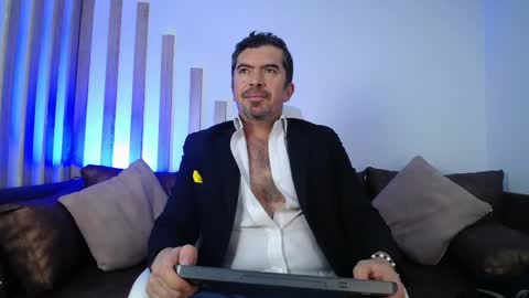 Snapshot of juank_fit45 chatting on 04/29/26, 04:22 Juan k online show from 04/29/26, 04:22