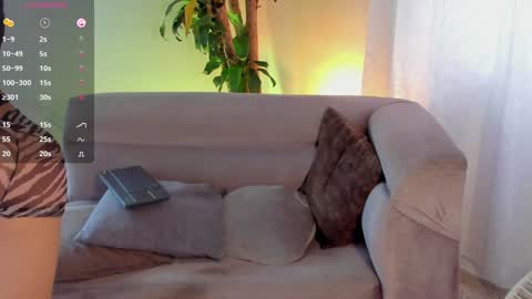 Snapshot of juanmiiss chatting on 01/06/25, 09:54 Juan Miguel online show from 01/06/25, 09:54