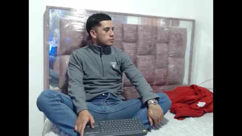 Snapshot of juanperez1999777 chatting on 09/29/25, 09:52 juanperez1999777 online show from 09/29/25, 09:52