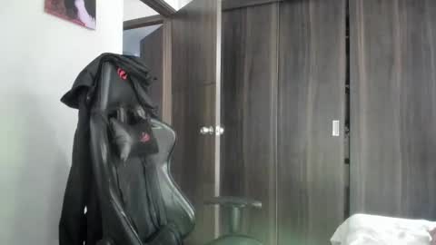 juanpt69 online show from 12/22/24, 11:44