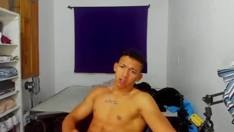 juansw66 online show from 10/04/25, 03:04