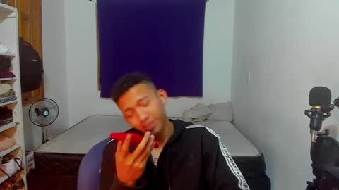 juansw66 online show from 10/22/25, 02:56