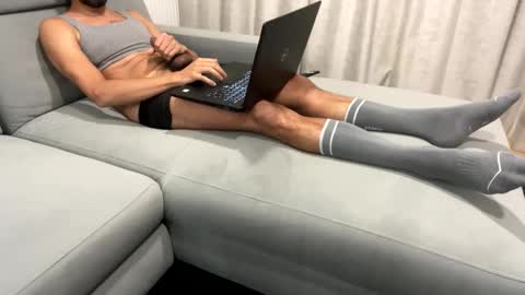 juanxxxo_ online show from 02/21/25, 10:15