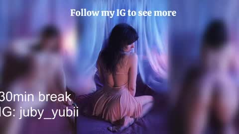 Snapshot of juby_yubi chatting on 06/03/26, 02:33 Arina online show from 06/03/26, 02:33