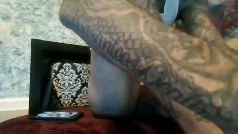 Snapshot of judahhh chatting on 01/01/25, 07:20 Born Sinner online show from 01/01/25, 07:20