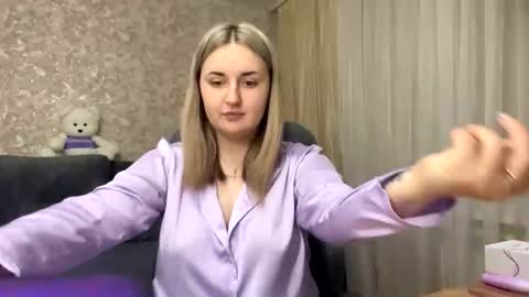 JudeValenti online show from 10/17/25, 05:15