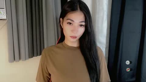 Snapshot of judy_fuckdoll chatting on 10/17/25, 03:47 JUDY online show from 10/17/25, 03:47
