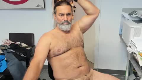 Giovanni50pro online show from 10/02/25, 01:07