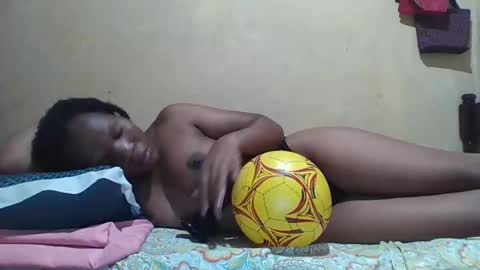 Snapshot of juice_petite3 chatting on 03/06/25, 07:10 juice_petite3 online show from 03/06/25, 07:10