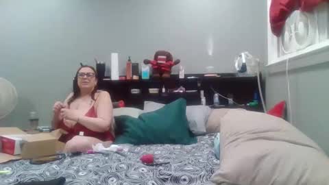 Snapshot of juiceepawwg420 chatting on 05/11/26, 12:49 Juiceepawwg420 online show from 05/11/26, 12:49