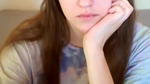 JuiceTalia online show from 02/04/25, 09:38