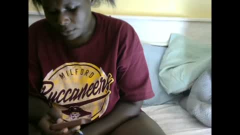 Snapshot of juicy576808 chatting on 12/23/24, 09:49 zainabu online show from 12/23/24, 09:49