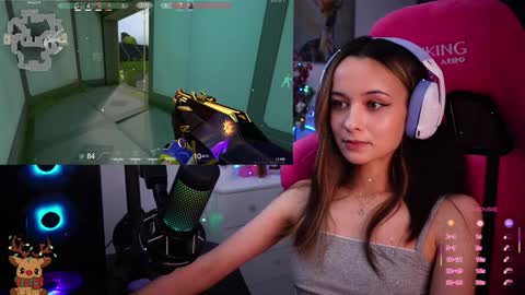 Angelina online show from 02/05/25, 12:31