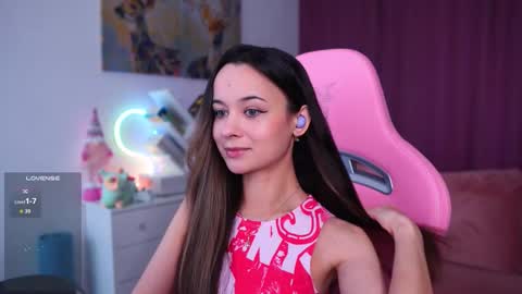 Angelina online show from 11/13/25, 10:36