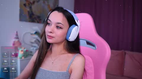 Angelina online show from 12/02/25, 12:10