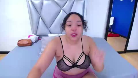 Snapshot of juicy_bignipples18 chatting on 01/09/25, 01:45 juicy_bignipples18 online show from 01/09/25, 01:45