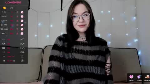 Snapshot of juicy_burrito chatting on 02/15/26, 07:38 Bella online show from 02/15/26, 07:38