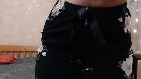 juicy_jesss online show from 01/03/25, 11:01