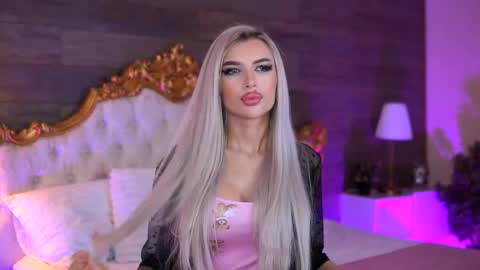 Jessye online show from 09/26/25, 08:02