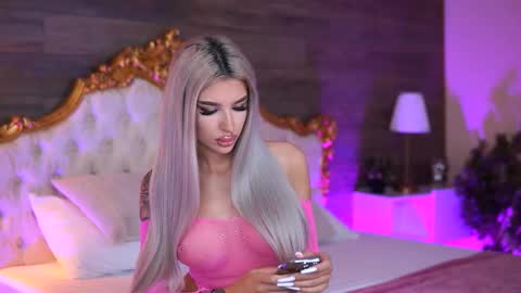 Jessye online show from 10/08/25, 07:44