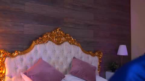 Jessye online show from 12/18/25, 08:48