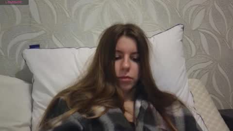 laura online show from 12/01/25, 09:53