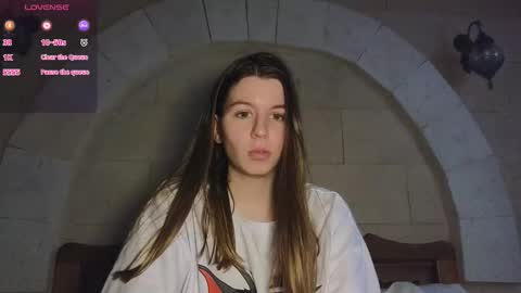 laura online show from 12/22/25, 12:46