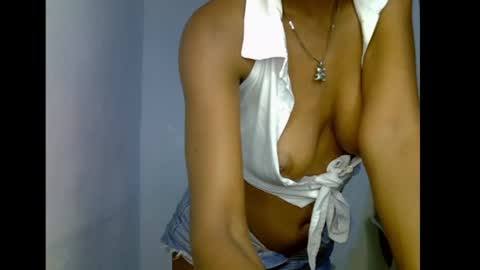 Snapshot of juicy_pinkpussy564197 chatting on 07/10/26, 08:33 olivia online show from 07/10/26, 08:33