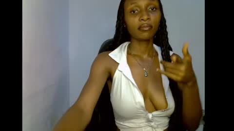 Snapshot of juicy_pinkpussy564197 chatting on 07/15/26, 11:48 olivia online show from 07/15/26, 11:48