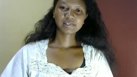 stellah online show from 02/18/25, 03:21