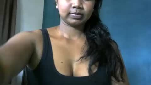stellah online show from 09/13/25, 10:37