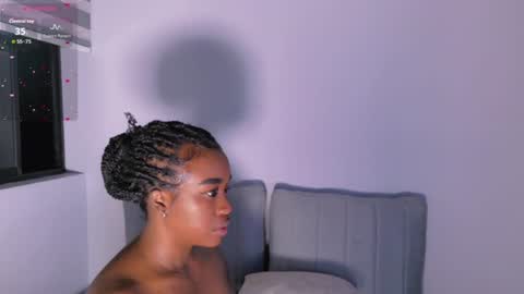 Snapshot of juicy_sky chatting on 06/29/26, 02:40 Your Paradise online show from 06/29/26, 02:40