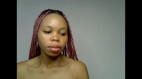 Snapshot of juicy_slut0 chatting on 07/09/26, 08:29 Champaign online show from 07/09/26, 08:29