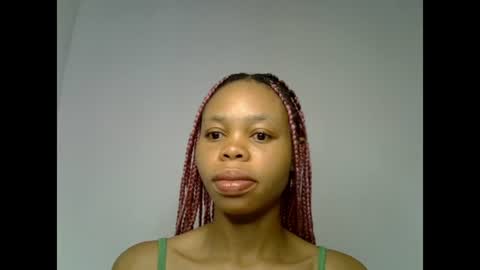 Snapshot of juicy_slut0 chatting on 07/10/26, 07:12 Champaign online show from 07/10/26, 07:12