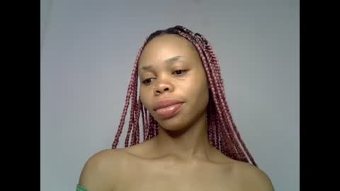 Snapshot of juicy_slut0 chatting on 07/18/26, 07:56 Champaign online show from 07/18/26, 07:56
