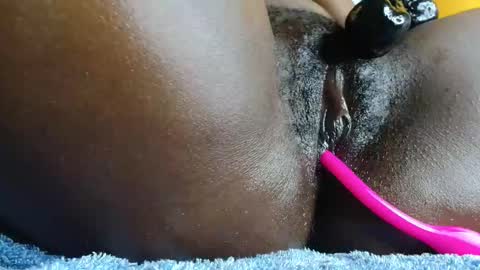 pretty online show from 09/20/25, 02:34