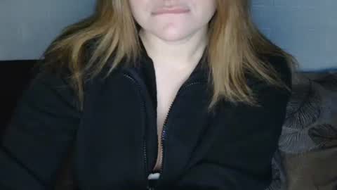 juicycherry99 online show from 12/03/24, 08:50