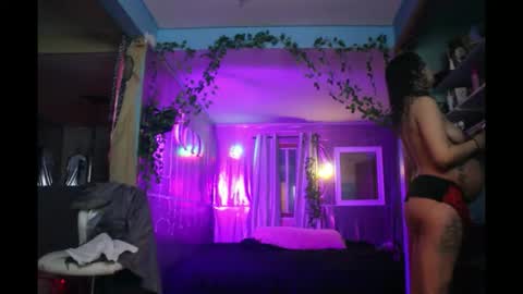 Snapshot of juicyjayxxx69 chatting on 04/29/26, 03:43 juicyjayxxx69 online show from 04/29/26, 03:43