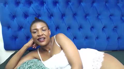 Snapshot of juicykayxxx chatting on 05/11/26, 05:24 Miss Kay online show from 05/11/26, 05:24