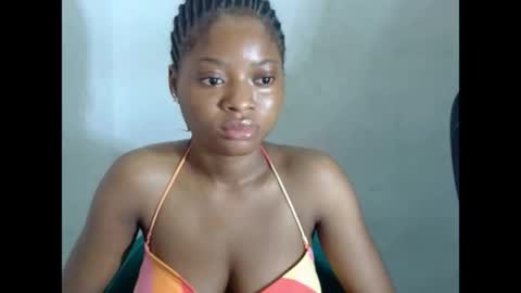 juicynpinkx online show from 04/24/26, 09:01