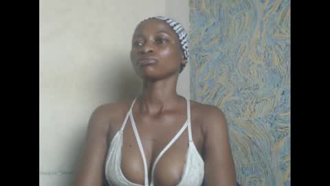 juicypiexx online show from 03/12/25, 02:52