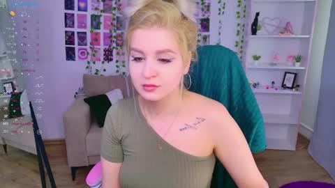 Ameli  Stella  Vi  Evie  Jessica online show from 03/30/26, 07:20