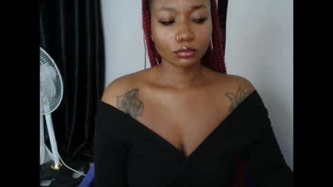 juicyxpink online show from 11/03/25, 11:48