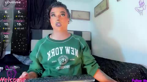 Jujubee online show from 04/15/26, 07:58