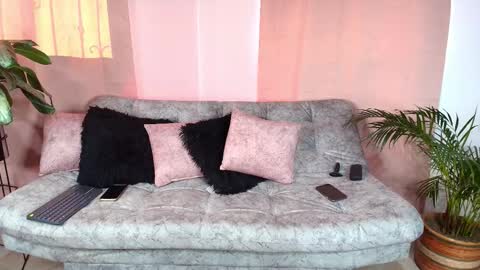 Jules and Gia online show from 12/13/25, 09:31