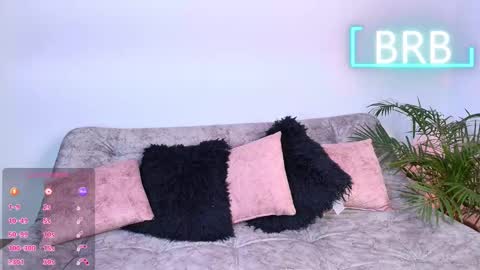 Jules and Gia online show from 03/22/26, 04:32